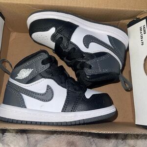 Jordan Kids Black and Gray Sneakers